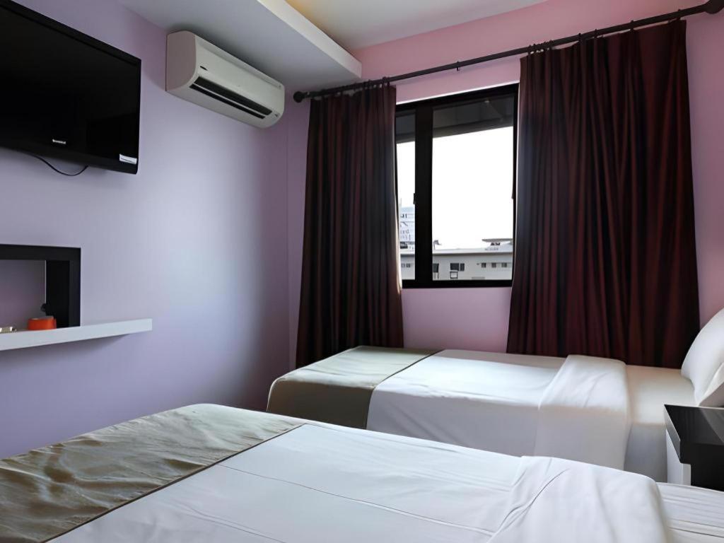 Hotel Star Moon Malacca Exteriör bild