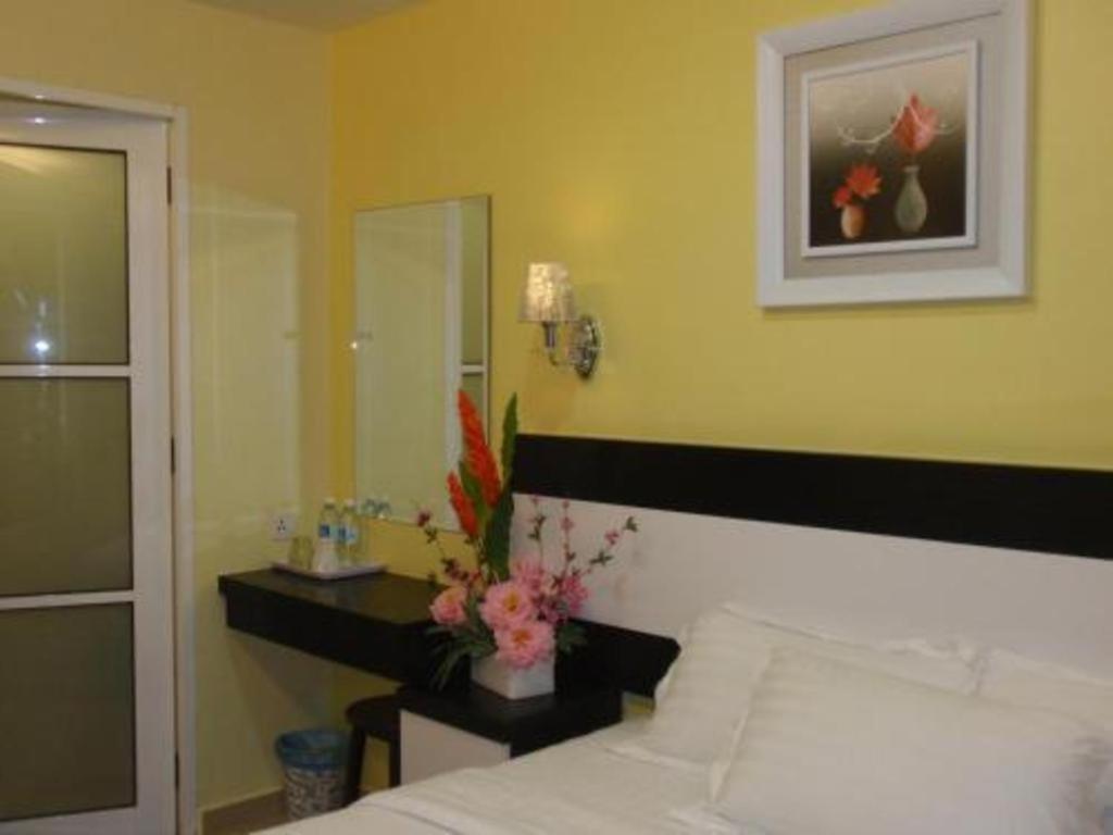 Hotel Star Moon Malacca Exteriör bild