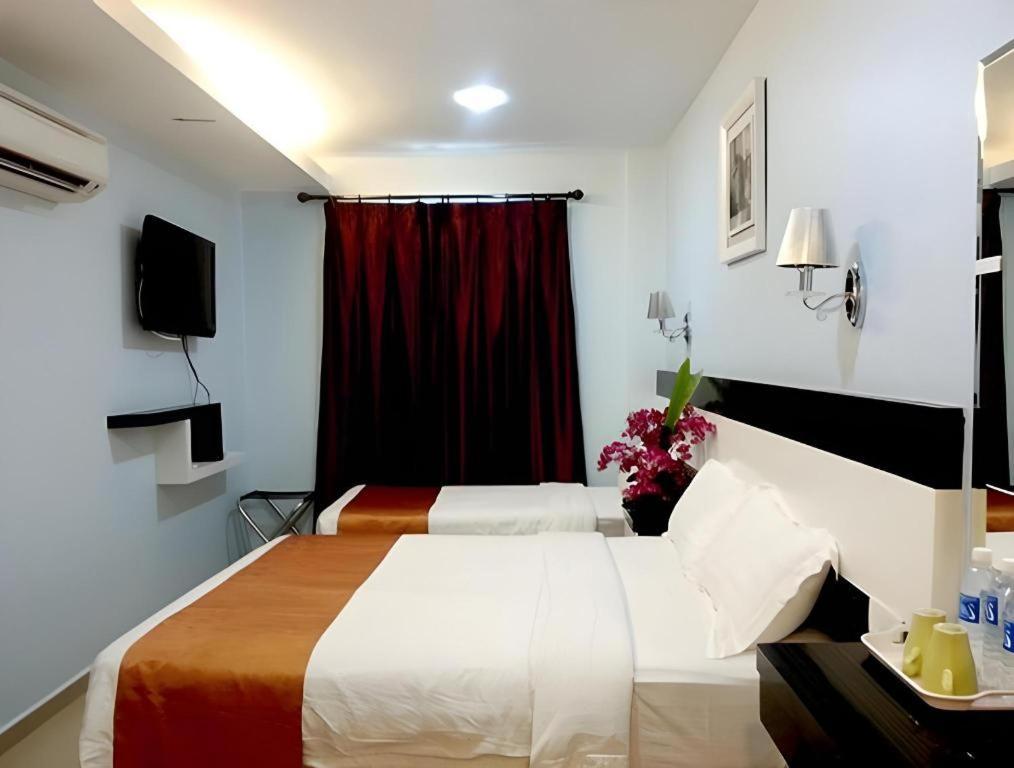 Hotel Star Moon Malacca Exteriör bild